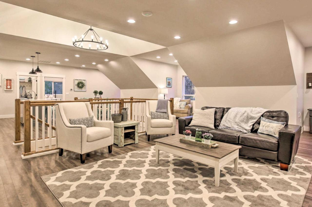 Chic Farmhouse With Creek In Heart Of Wine Country! МакМинвил Екстериор снимка